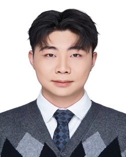 证件照-压缩.jpg